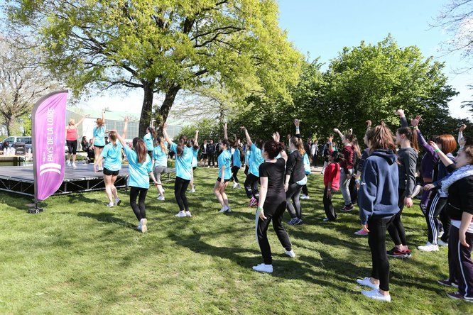 Cours de zumba en extérieur 